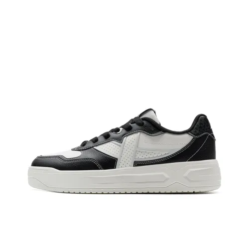 XTEP Air Force One Coverage Slip-Resistant Support Low-Top Skateboard Shoes Men's Black White