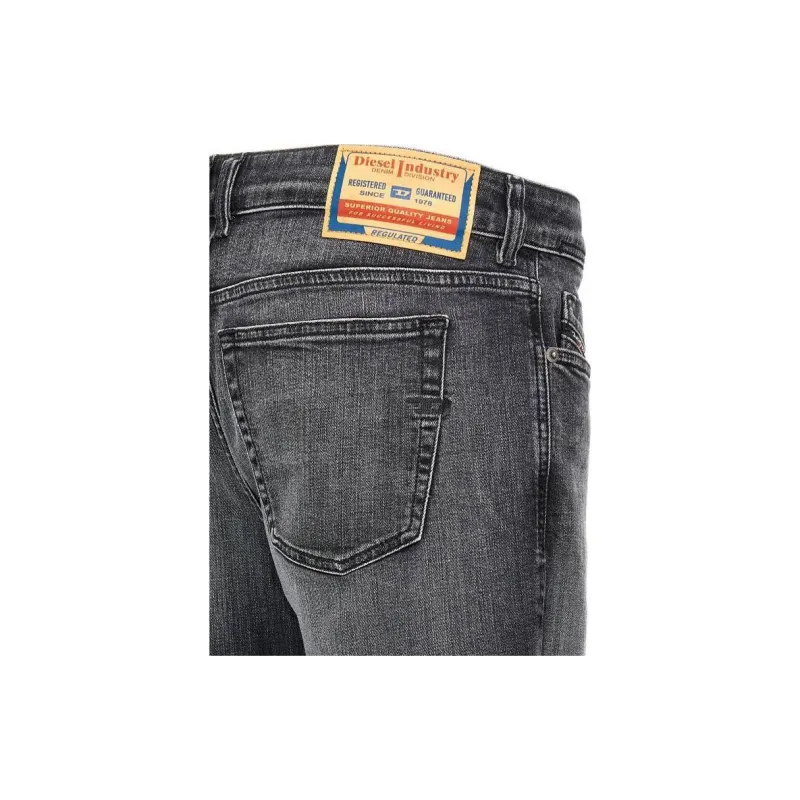 DIESEL 1979 Sleenker Jeans-2