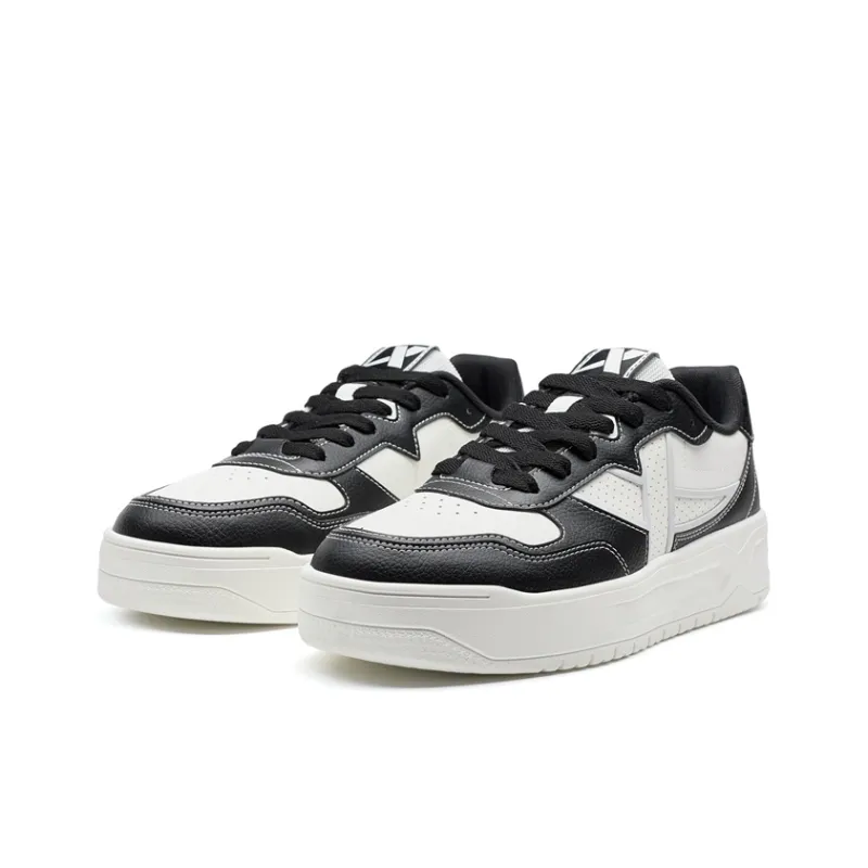 XTEP Air Force One Coverage Slip-Resistant Support Low-Top Skateboard Shoes Men's Black White-2