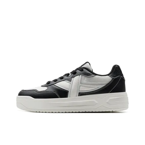XTEP Air Force One Slip-Resistant Lightweight Coverage Low-Top Skateboard Shoes Men's White Black