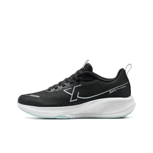 XTEP Kunpeng Wear Resistant Balance Rebound Low Top Casual Trail Running Running Shoes Women's Black