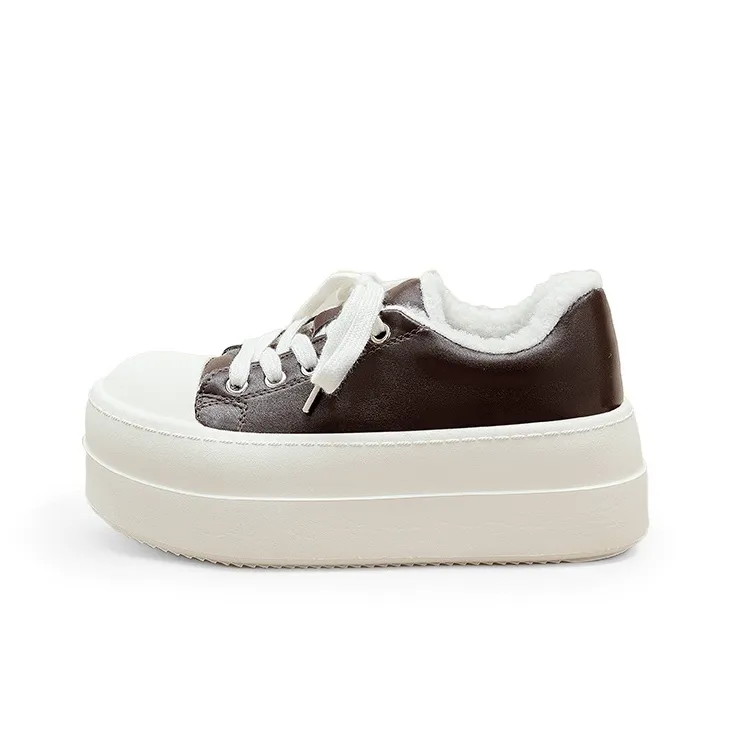 A Poinsettia Princess Skateboard Shoes Women's-4