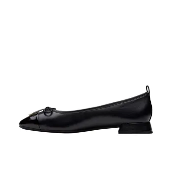 Clarks Ubree 15 Poppy Casual Single Shoes 1.5cm Women's Black