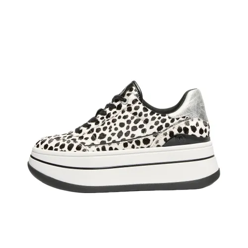 MICHAEL KORS Hayes Sneakers Women's