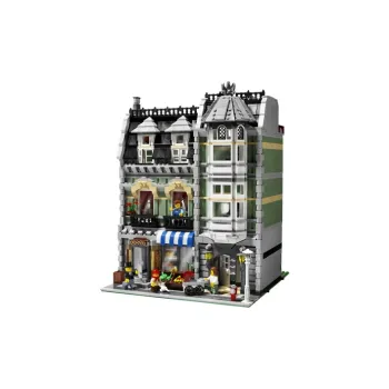 LEGO Street Scene Collection Green Mixed Goods Store Building Blocks 10185