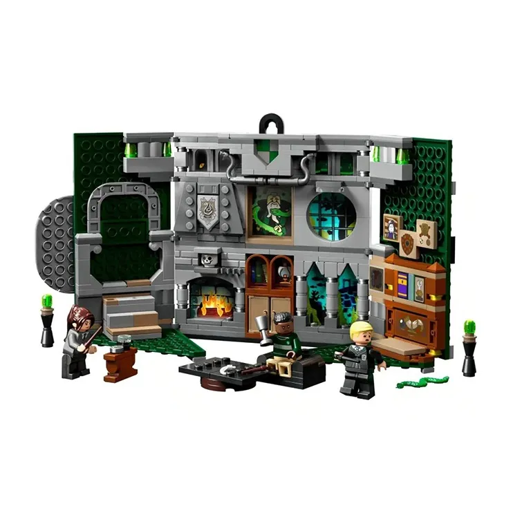 LEGO Harry Potter Collection Slytherin House Flag Building Blocks 349pcs 76410-2