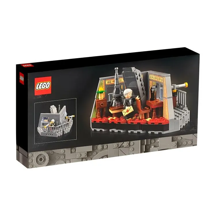 LEGO Eiffel Apartment Set Building Blocks 0 300pcs 40579-1