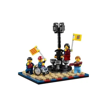 LEGO Classic Collection Barcelona Fan Fiesta Building Blocks 0 300pcs 40485