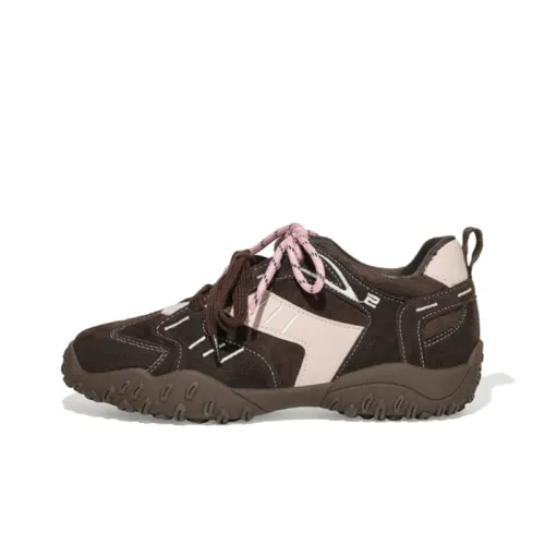 A Poinsettia Princess Casual Shoes Women's