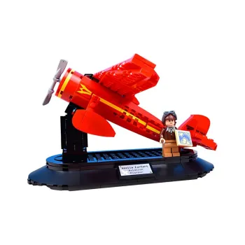 LEGO Classic Collection Tribute To Aviation Pioneer Amelia Earhart Building Blocks 0 300 40450
