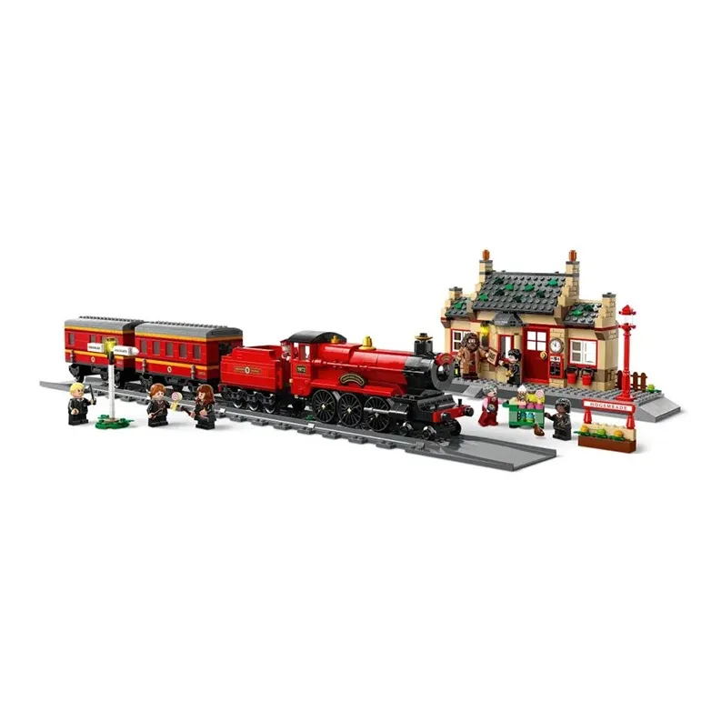 LEGO Hogwarts Express Train Set With Hogsmeade Station Building Blocks 76423-1