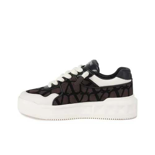 Valentino ONE STUD XL Low Top Casual Shoes Men's Brown