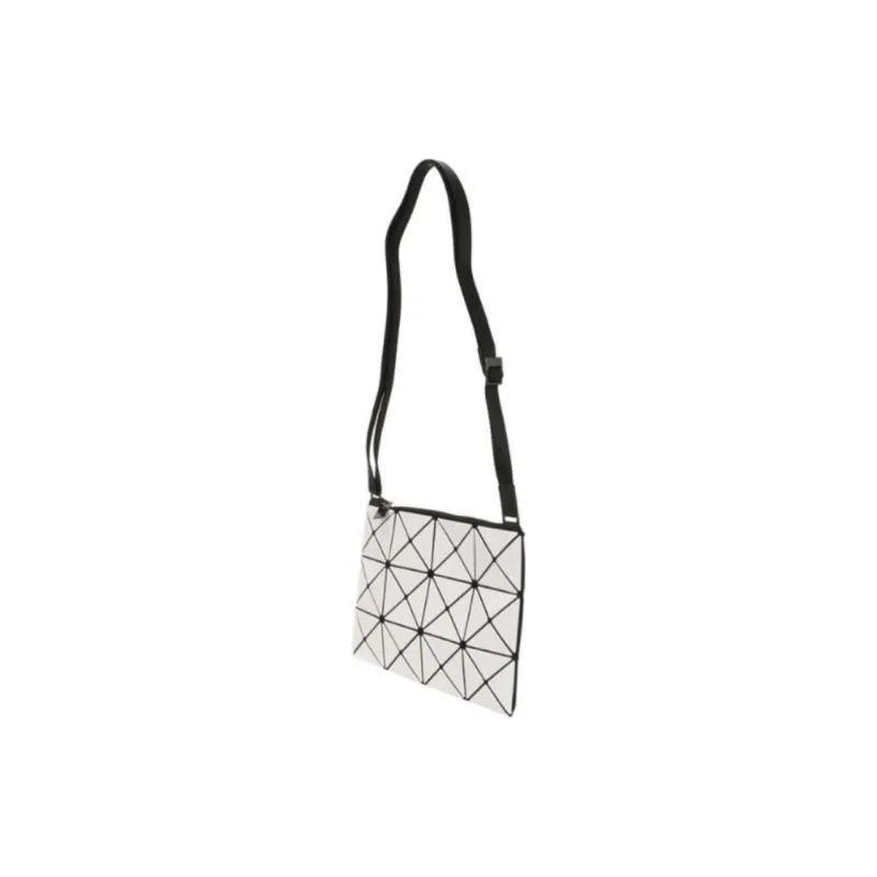ISSEY MIYAKE Polyester Shoulder Bag Crossbody Bag Regular Women's White-3