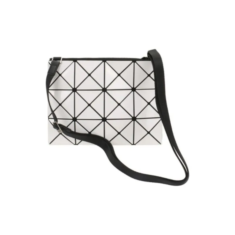 ISSEY MIYAKE Polyester Shoulder Bag Crossbody Bag Regular Women's White-2
