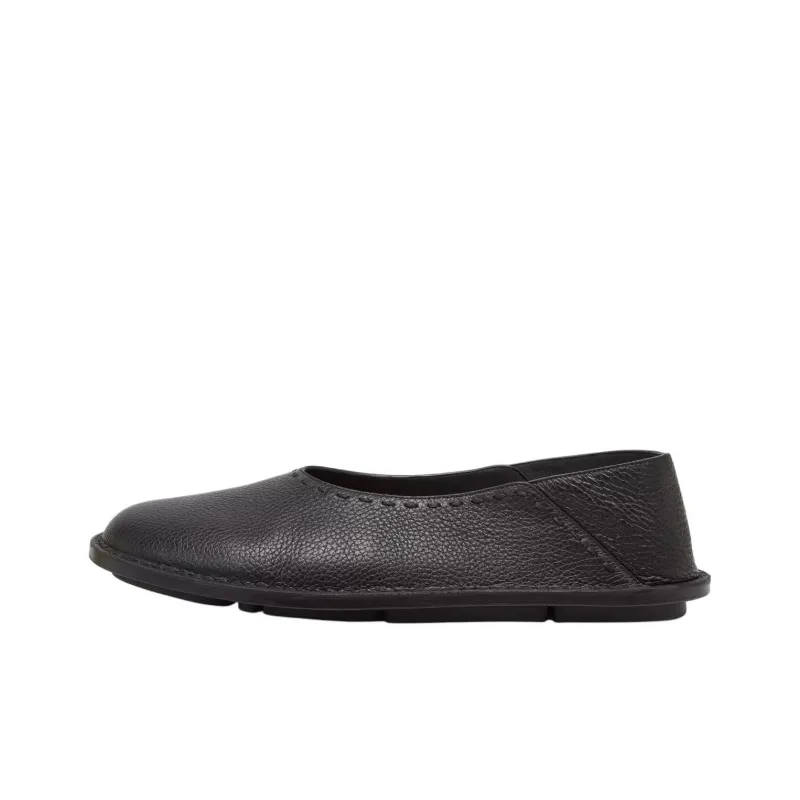 FENDI Slip On Flat Slippers-0