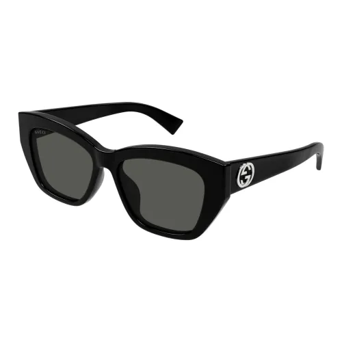 GUCCI Cat Eye Frame Sunglasses
