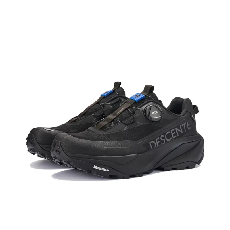DESCENTE SKI STYLE Anti Slip And Wear Resistant Water Resistant Low Top Trekking Shoes Men's Black-1