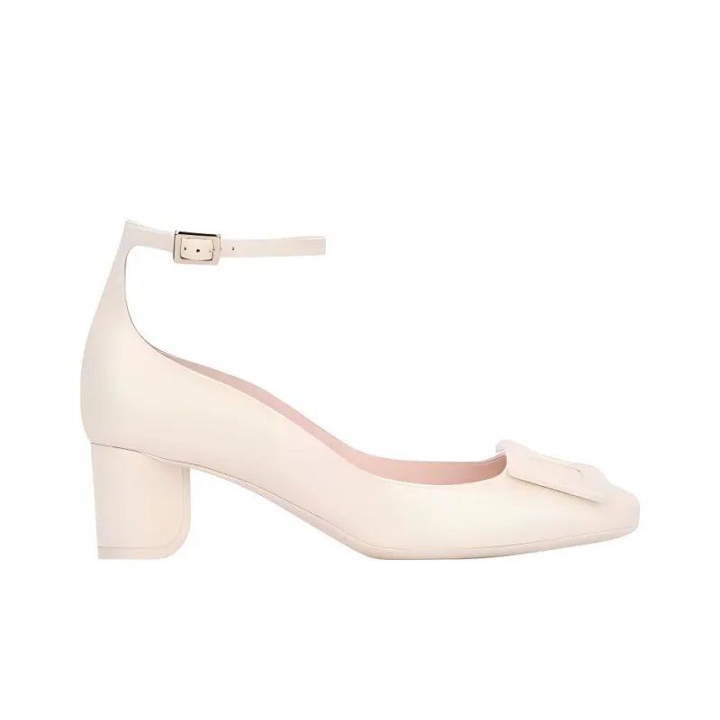Roger Vivier Roundy Ankle Strap Buckle Pumps-1