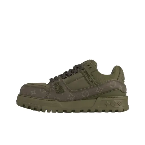 LOUIS VUITTON Low Top Skateboard Shoes Men's Army Green