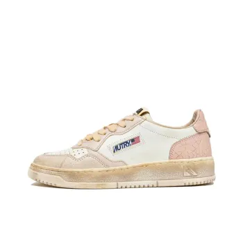 AUTRY Medalist Low Top Skateboard Shoes Women's White Pink