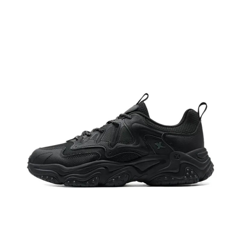 XTEP Nomadic Abrasion-Resistant Slip-Resistant Low-Top Casual Shoes Men's Black-0