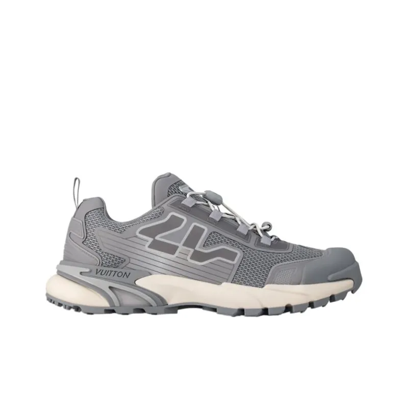 LOUIS VUITTON Low-Top Casual Shoes Men's Gray-1