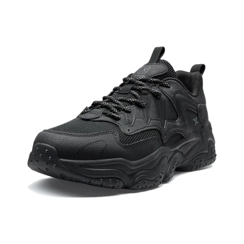 XTEP Nomadic Abrasion-Resistant Slip-Resistant Low-Top Casual Shoes Men's Black-1