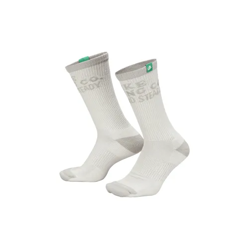 Nike Unisex Mid-Calf Socks