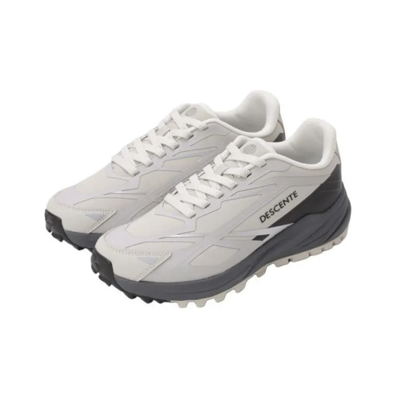 DESCENTE Anti Slip Wear Resistant Low Top Casual Shoes Unisex Beige Black-1