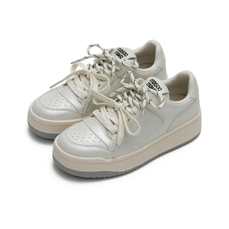 MASOOMAKE Lightweight Low Top Skateboard Shoes Women's-8