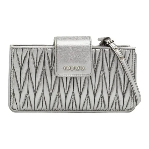 MIU MIU Leather Shoulder Bag Women's ensemble