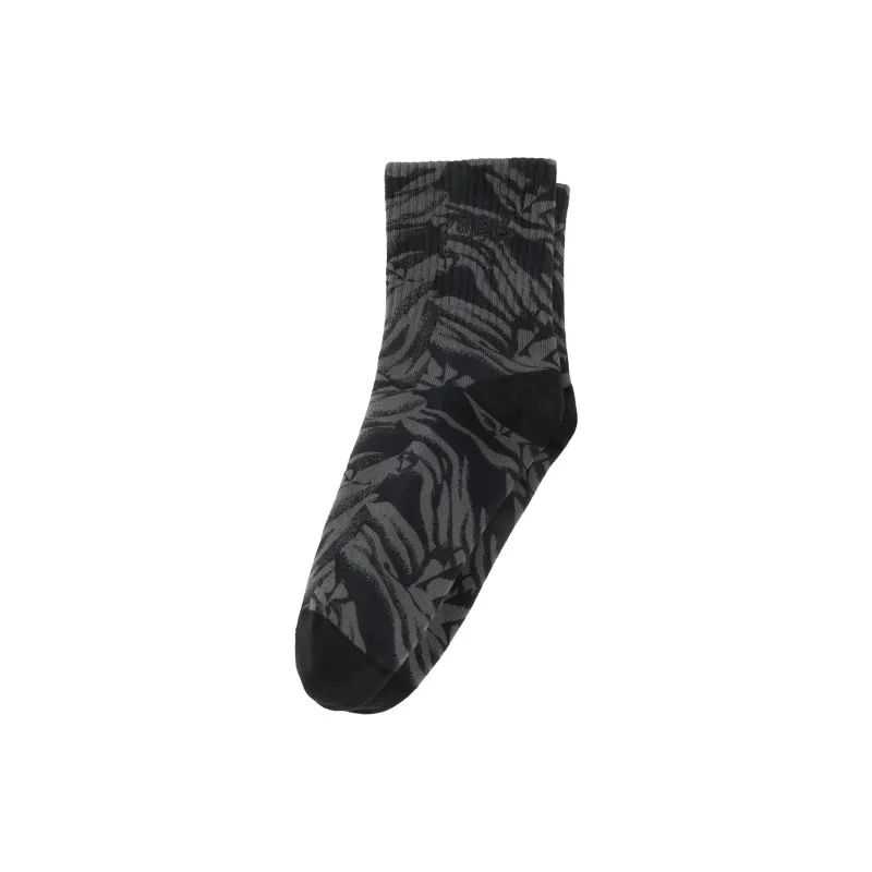 LiNing Mid Calf Socks Unisex 1 Pack Black-1