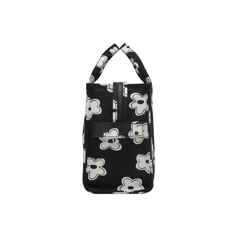 MARC JACOBS The Medium Tote Daisy Black White-1