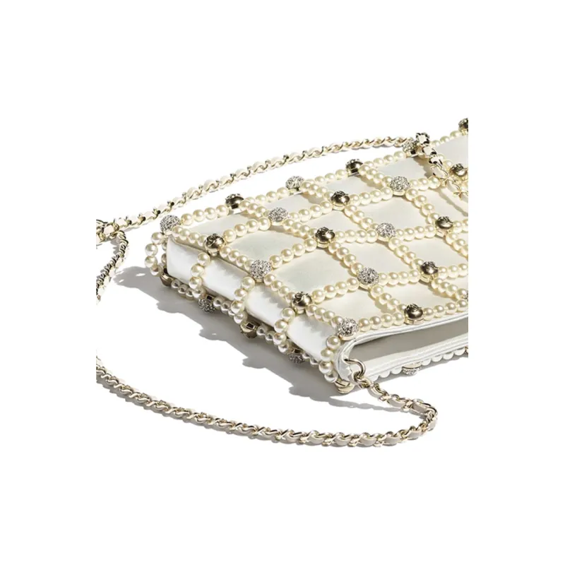 CHANEL Satiny Glass Pearl And Gold Metal Clutch Women's White-4