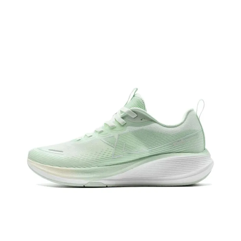 XTEP Kunpeng Slip-Resistant Breathable Height Increasing Low-Top Casual Running Shoes Women's Green-0