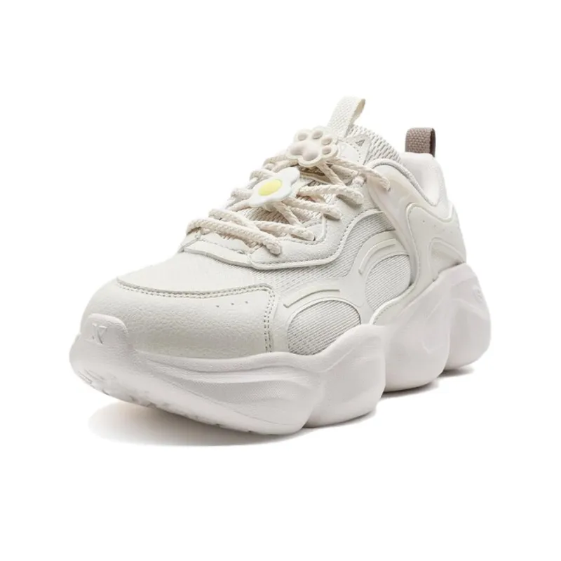 XTEP Anti-Slip And Wear-Resistant Coverage Low-Top Casual Shoes Women's White Sand Gray-1