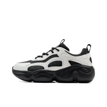 XTEP Anti Slip And Wear Resistant Coverage Low Top Casual Shoes Women's Black White