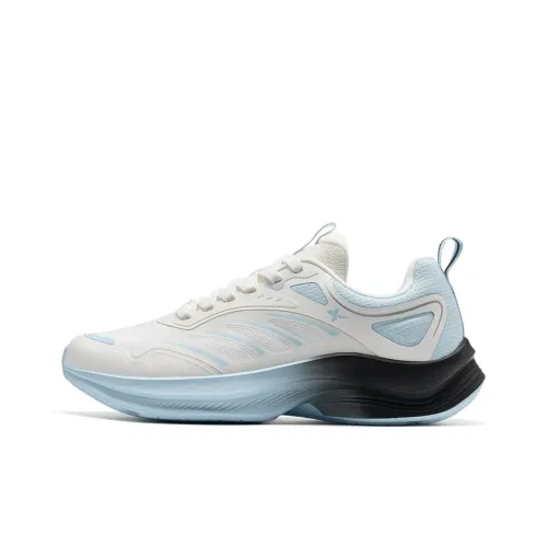 XTEP Durable Breathable Coverage Low Top Casual Running Shoes Men's White Blue
