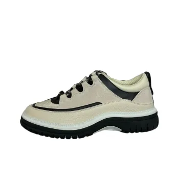 CHANEL Low Top Casual Shoes Women's White
