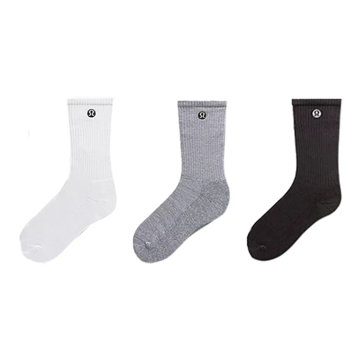 Lululemon Daily Essential Mid-Calf Socks Unisex 3 Pack-0