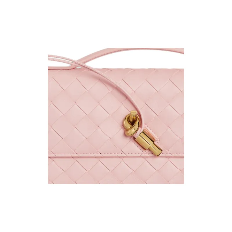 Bottega Veneta Andiamo Series Sheepskin Clutch Women's Pink-4