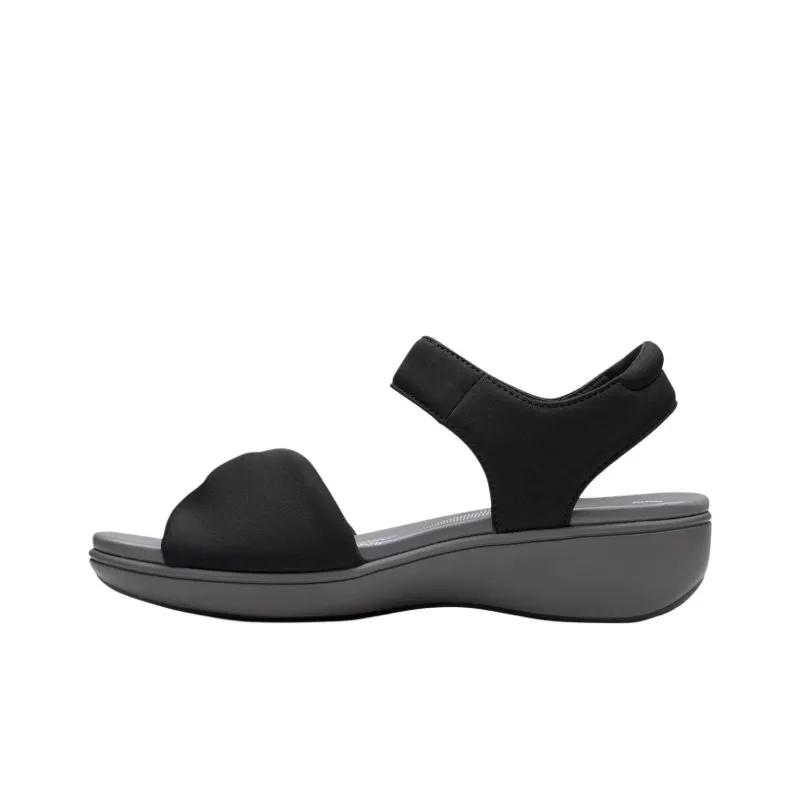 Clarks BreezeRae Sara Strap Sandals 4.5cm Women's Black-1