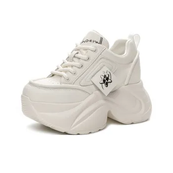 Shangjinni Lightweight Height Increasing Low-Top Skateboard Shoes Women's