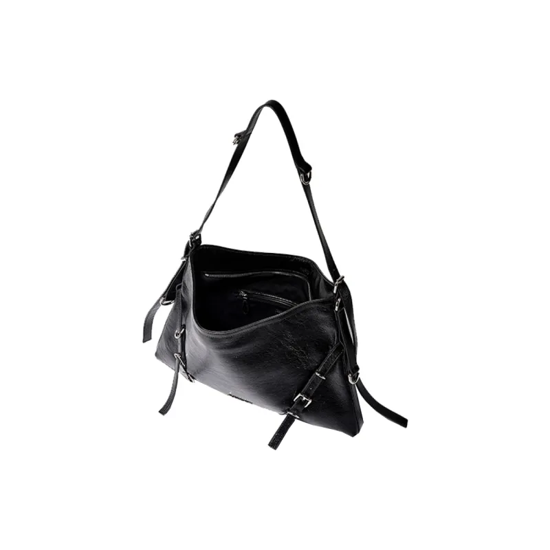 AQUASCUTUM Fine Wrinkled Cow Leather Crossbody Bag Medium Size Women's Black-2