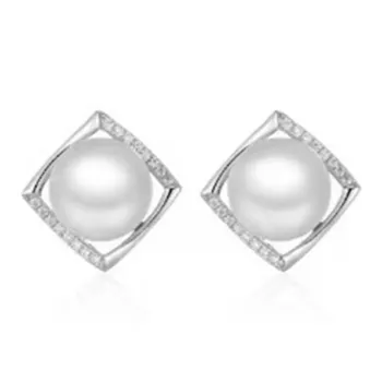 CGC Pearl Necklaces Women's