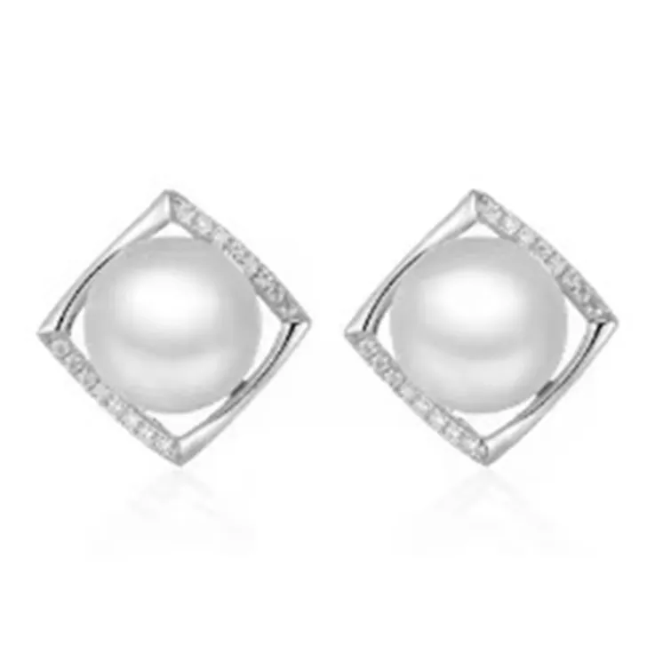 CGC Pearl Necklaces Women's-6