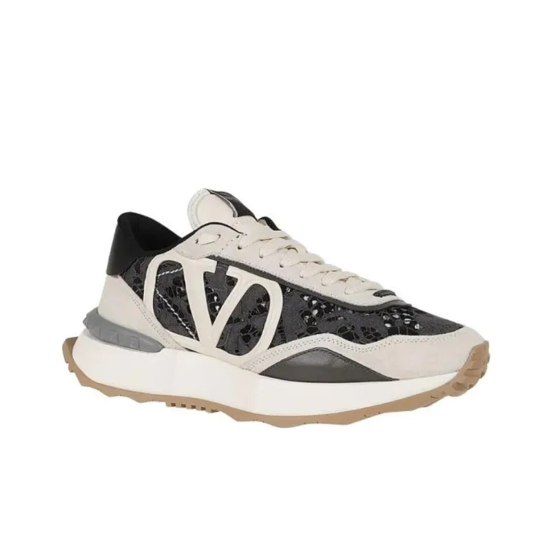 Valentino Low Top Casual Shoes Women's Black White-2