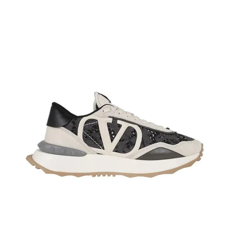 Valentino Low Top Casual Shoes Women's Black White-1