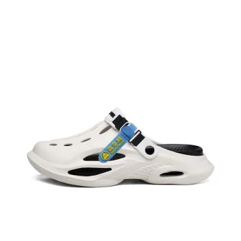 Budding Bear Clogs Men