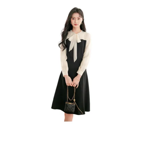 Like The Age Of Water Long Sleeved Dresses Women's Black